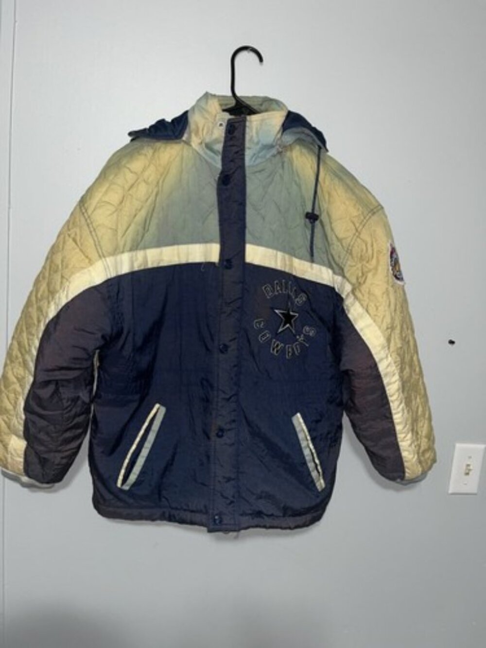 Vintage Dallas Cowboys Puffer Jacket Size Large NFL kids touchdown club